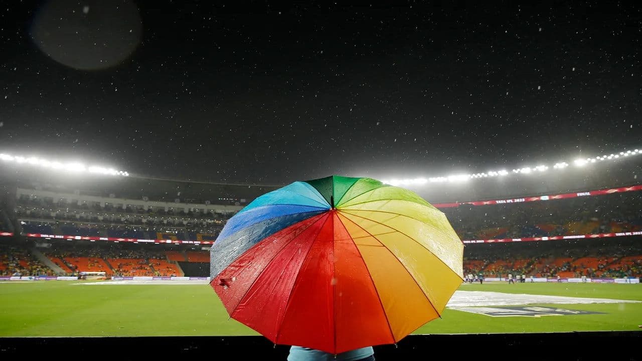 IPL 2023: बारिश ने डाला फाइनल में खलल, अब जान लें क्या है रिजर्व डे का नियम ?